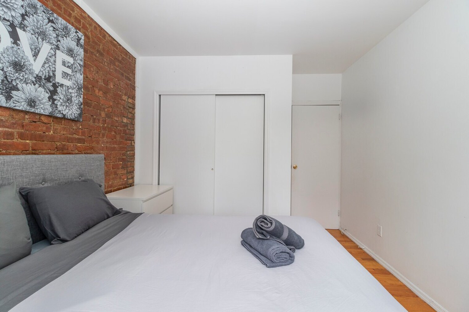 Building Photo - 1676 3rd Ave