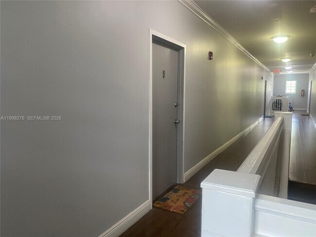 Building Photo - 577 NE 62nd St