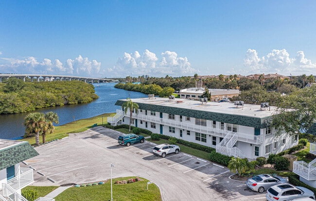 Building Photo - 2800 Indian River Blvd
