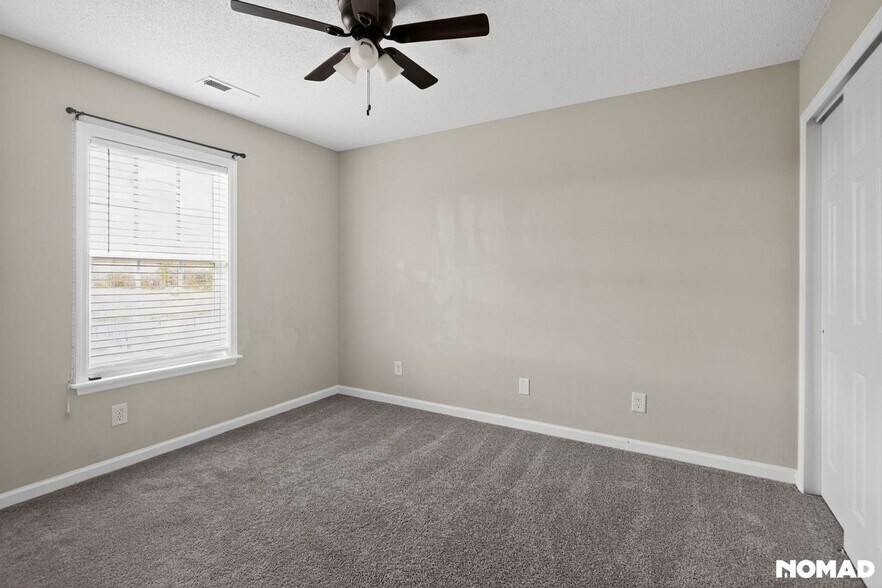 Building Photo - 123 Hardin Dr