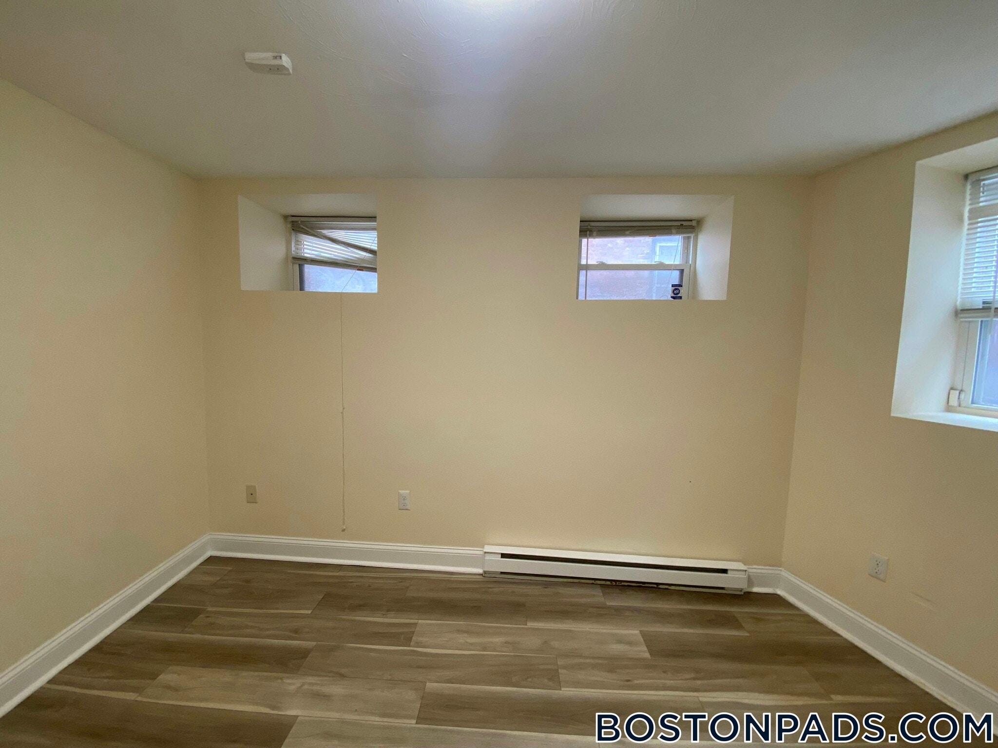 Building Photo - 895 Huntington Ave