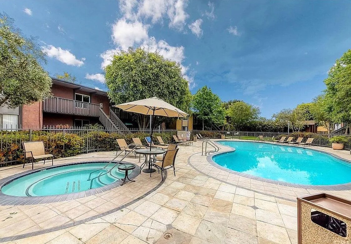 Building Photo - 23306 Marigold Ave