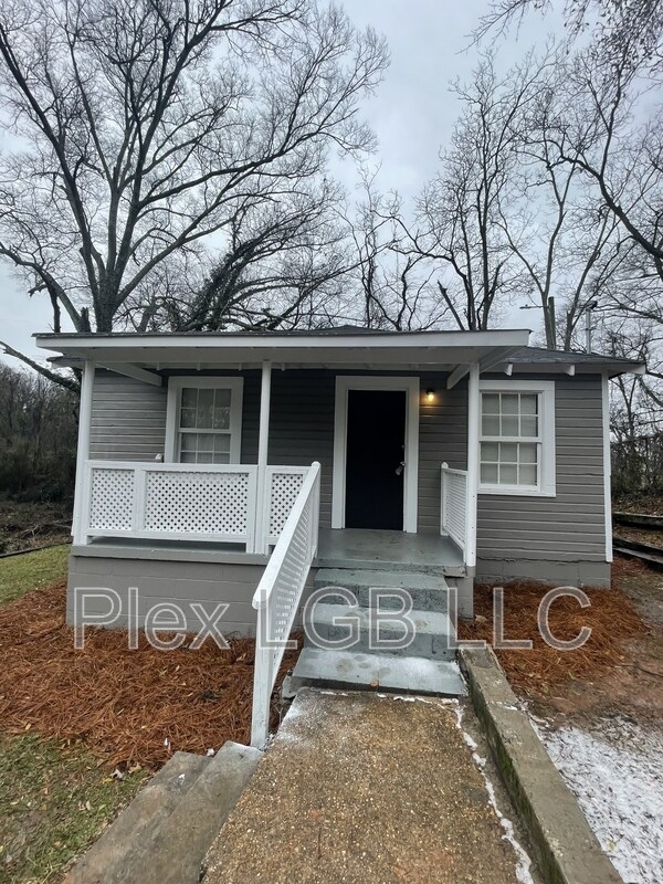 Building Photo - 212 Cato St