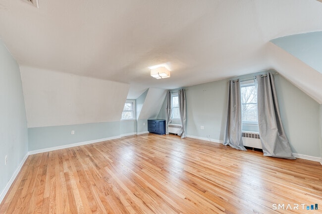 Building Photo - 23 Moulton Rd