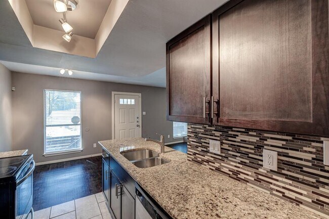 Building Photo - 5404 Atascosa Dr