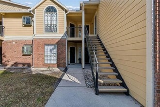 Building Photo - 8742 Mallard Reserve Dr