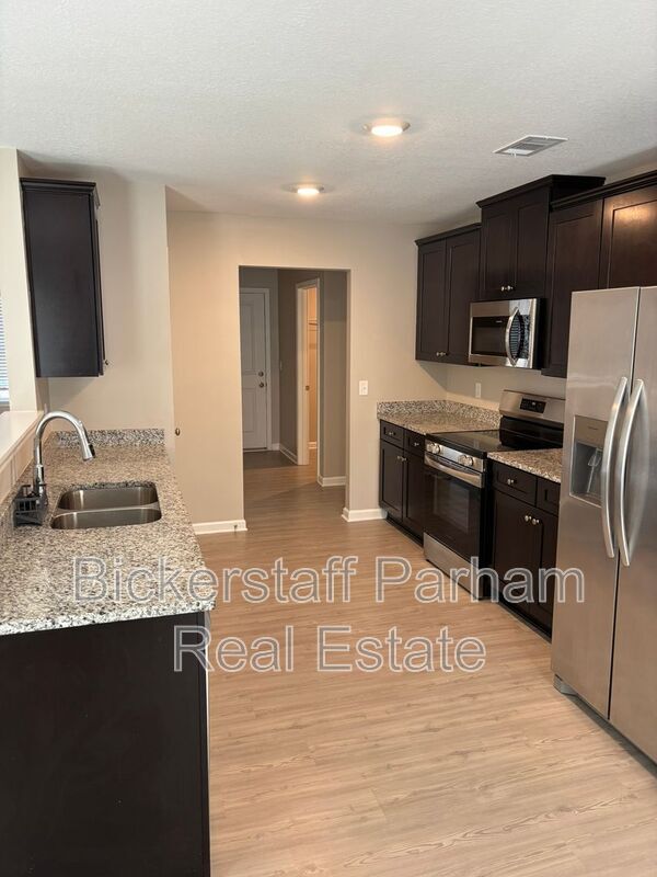 Building Photo - 6439 Sandy Bottom Dr