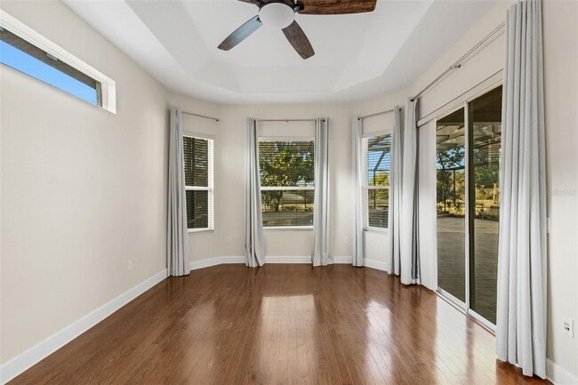 Building Photo - 11011 Hyacinth Pl