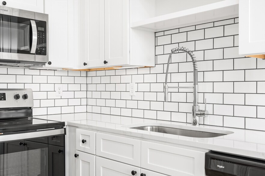 Building Photo - 1423 Spring Pointe Ln