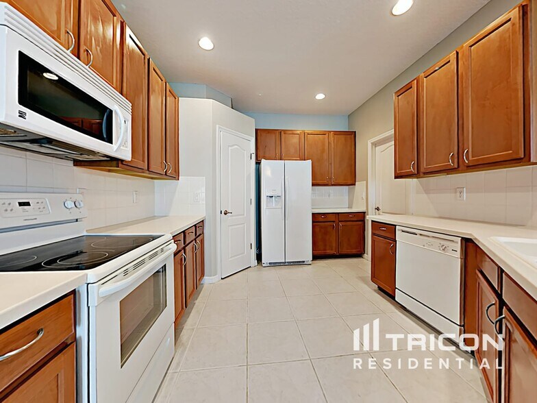 Building Photo - 11417 Callaway Pond Dr