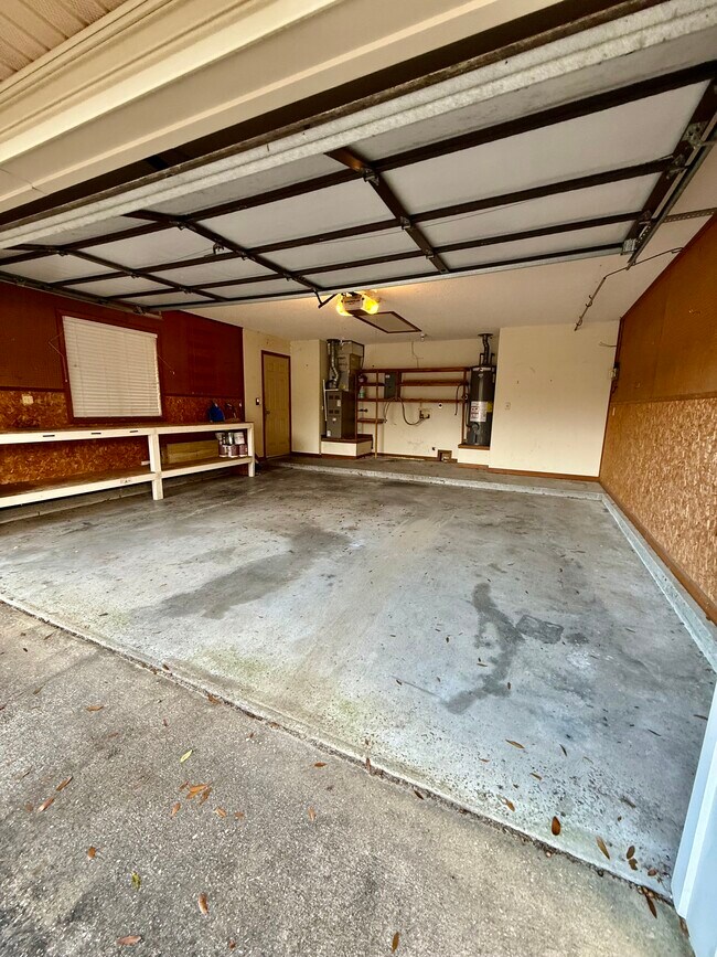 Building Photo - 2908 Alpine Pl