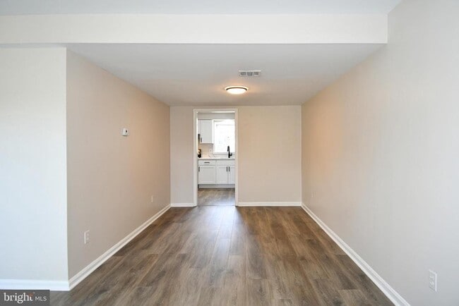 Building Photo - 938 Park Ave