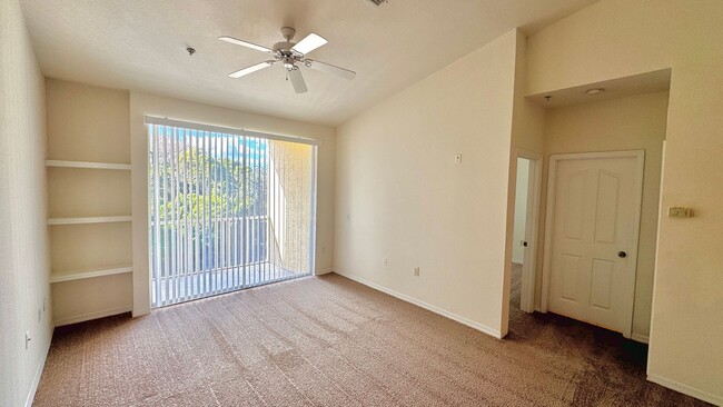 Building Photo - Spacious 1BR/1BA Visconti Condo in Maitland!