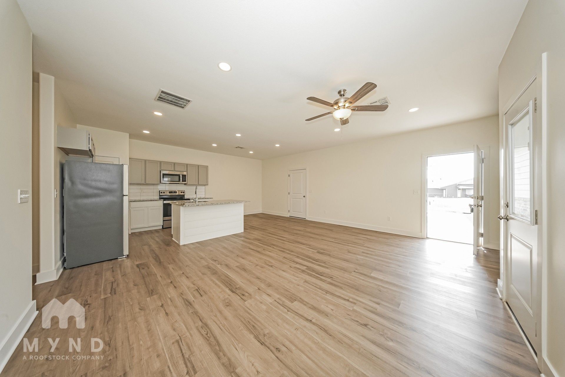 Building Photo - 5788 E Bristol Cir