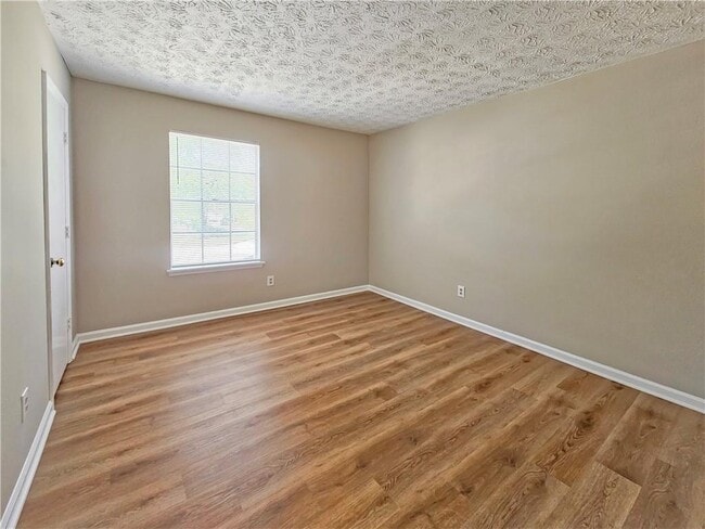 Building Photo - 7080 Greenbower Ln