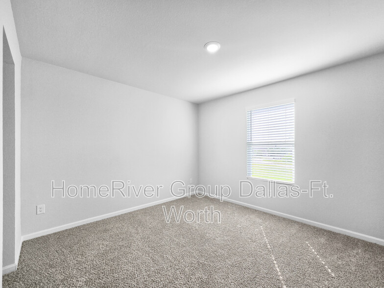 Building Photo - 137 Bluebonnet Wy