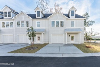 Building Photo - 112 Seagate Pl