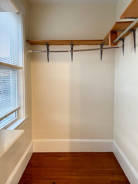 Building Photo - 257 Beacon St
