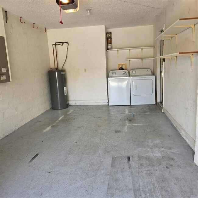 Building Photo - 27201 La Jolla Way