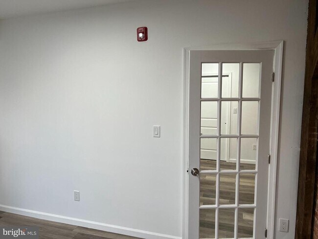 Building Photo - 2814 Master St