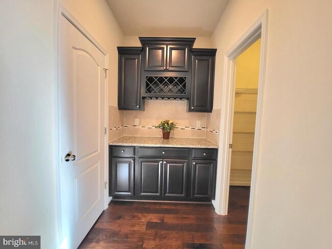 Building Photo - 7439 St Margarets Blvd