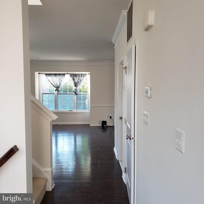 Building Photo - 23409 Berkeley Meadows Dr