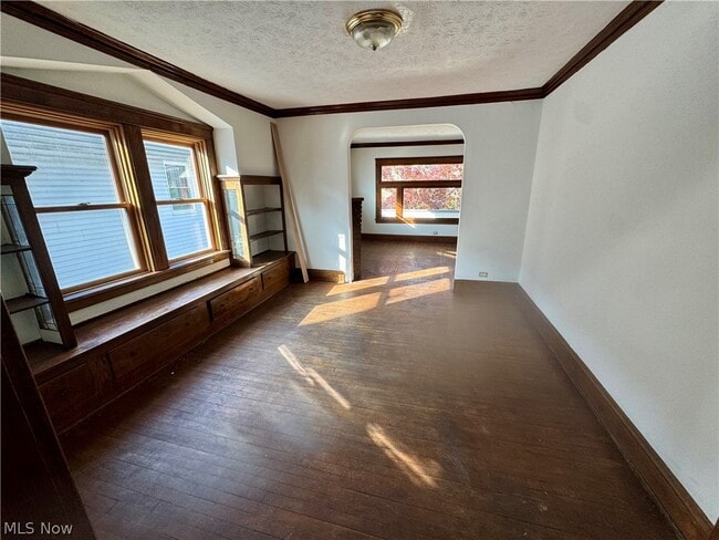 Building Photo - 1355 West Blvd