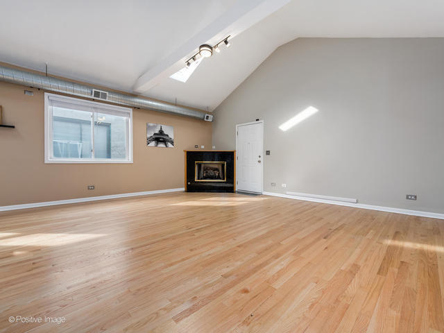Building Photo - 2406 W Flournoy St