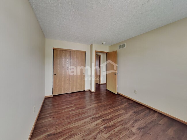 Building Photo - 216 John Reese Pky