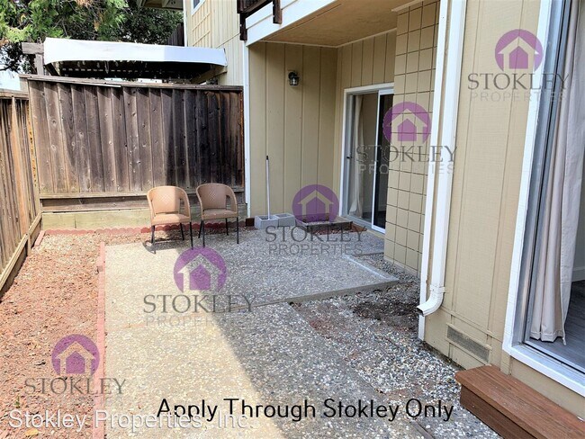 Building Photo - 2 br, 2 bath House - 1965 Ascot Drive #4