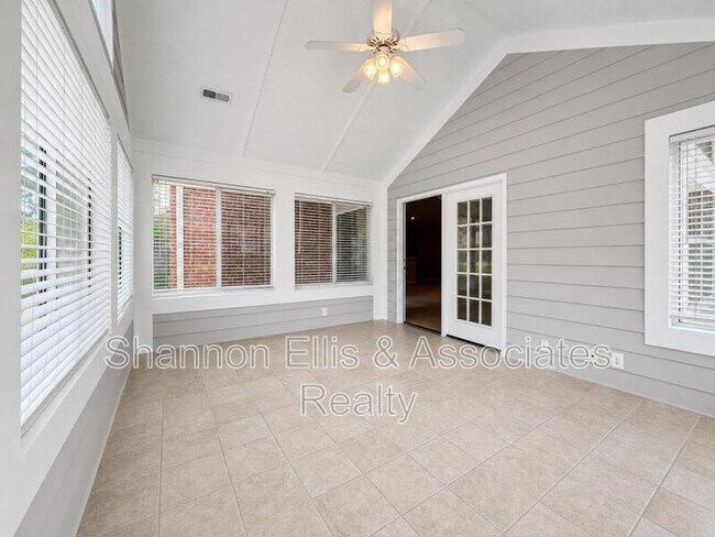 Building Photo - 3057 Orchard Ridge Cir