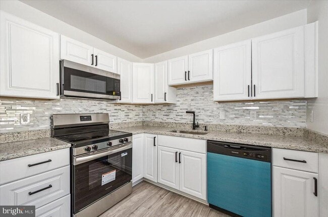 Building Photo - 426 Washington St