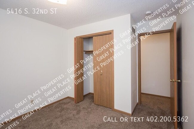 Building Photo - 5416 S 32nd St