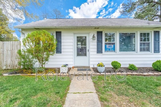 Building Photo - 1313 St Michaels Ln