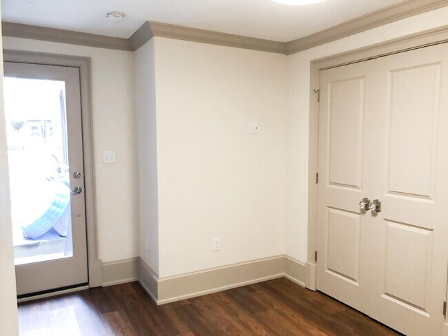 Building Photo - 1302 East Capitol St NE