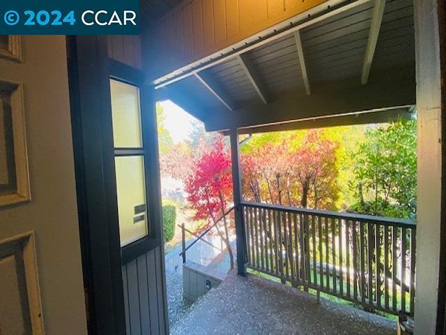 Building Photo - 612 Tahos Rd