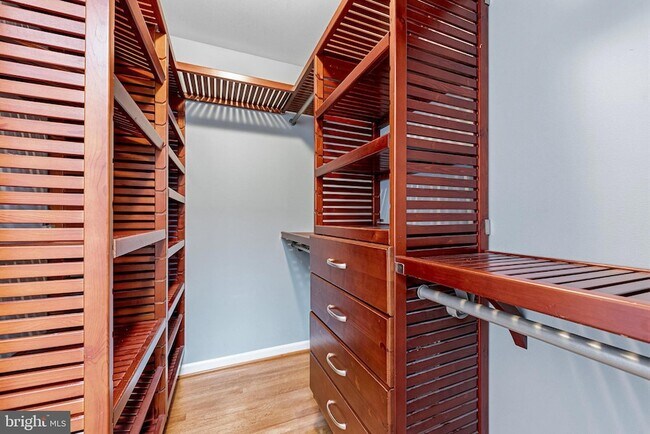 Building Photo - 1432 Filene Ct