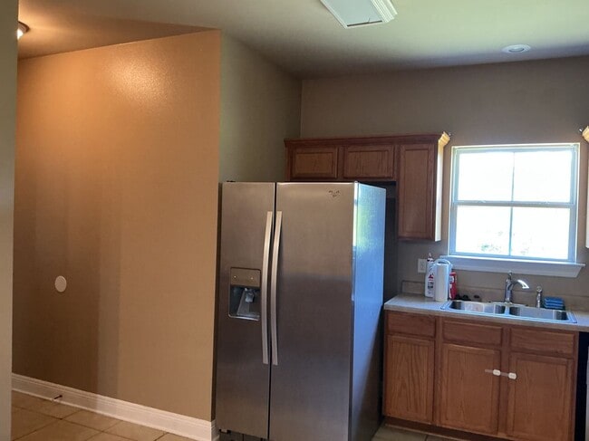 Building Photo - 18852 Mackie Ct