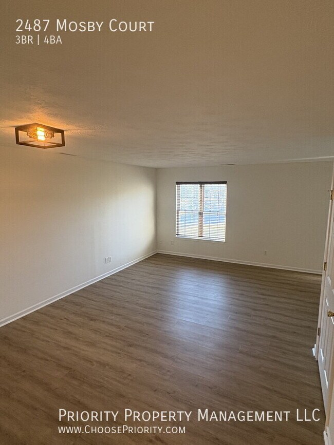 Building Photo - 2487 Mosby Ct