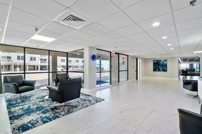 Building Photo - 3215 S Ocean Blvd