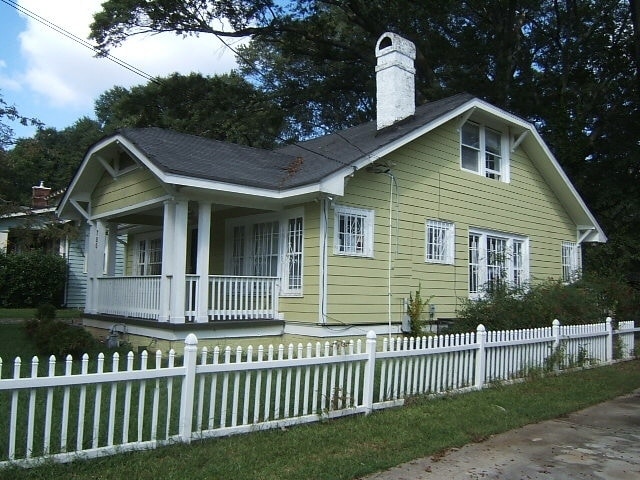 Building Photo - 780 Peeples St SW