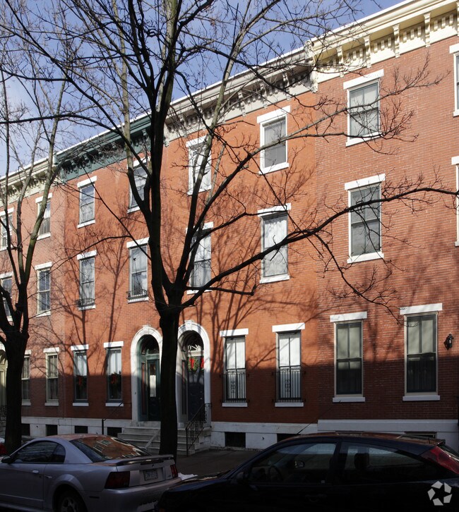 Building Photo - 1933 Mount Vernon St