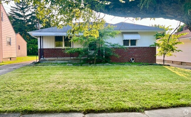Building Photo - 532 N Dunlap Ave