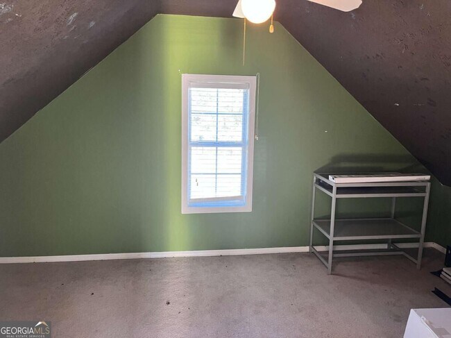 Building Photo - 30 Candlewood Ct