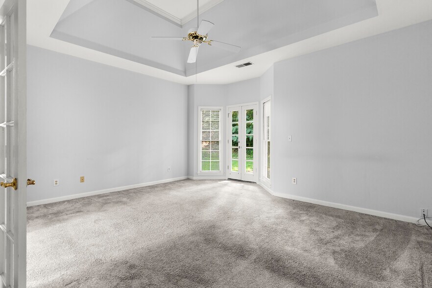 Building Photo - 1050 Shady Valley Pl NE