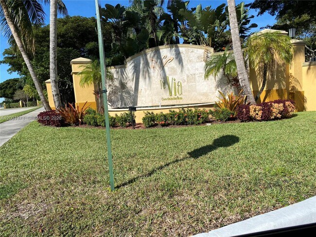 Building Photo - 9645 NW 1st Ct