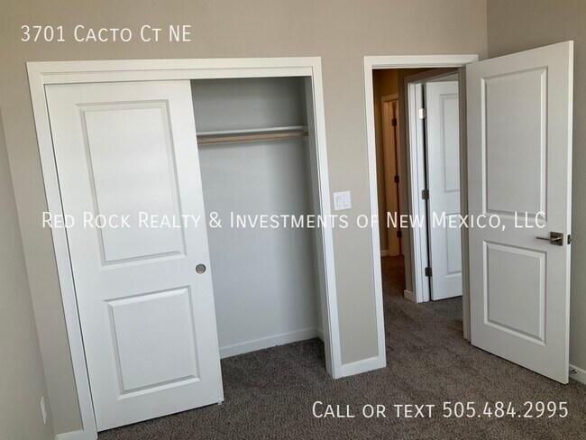 Building Photo - 3701 Cacto Ct