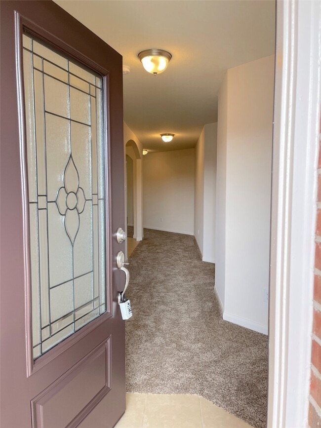 Building Photo - 20714 Round Key Dr