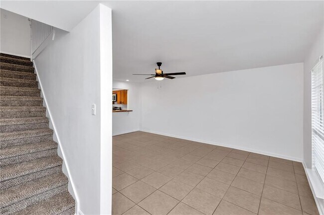 Building Photo - 2916 Jean Lafitte Pkwy