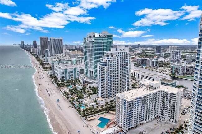 Building Photo - 3535 S Ocean Dr